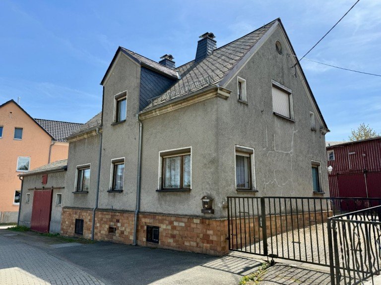 IMG_3951 Chemnitz OT Wittgensdorf Einfamilienhaus Einfamilienhaus mit gro�en Garagen in Chemnitz OT Wittgensdorf zu verkaufen.