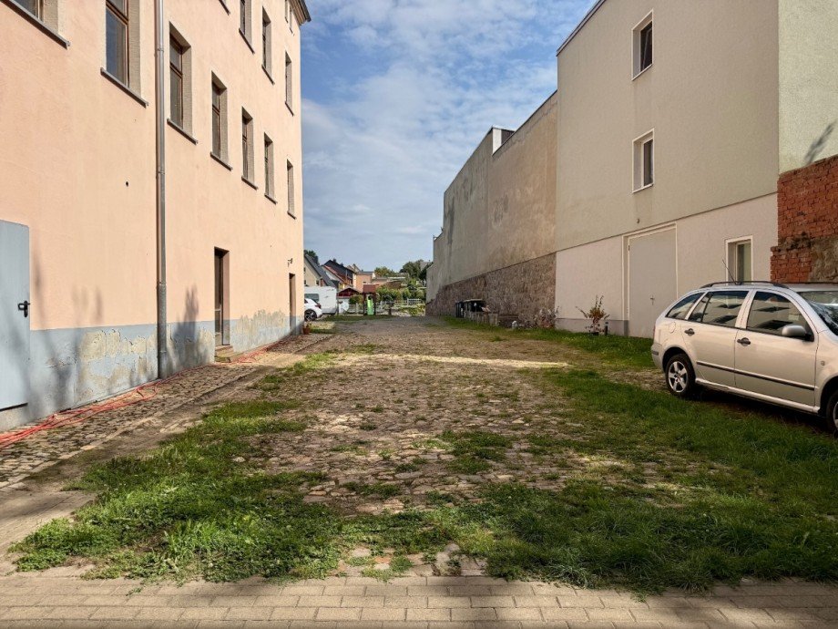 Blich Richtung Innenhof Mehrfamilienhaus Frankenberg