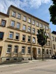 Hauptbild Denkmalgeschütztes 8-Familienhaus mit laufenden Mieteinnahmen und Entwicklungspotenzial