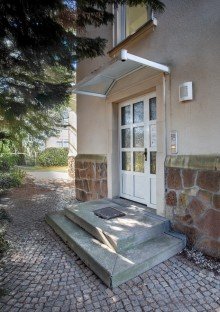 Eingangsbereich Wundervolles Mehrfamilienhaus in Limbach-Oberfrohna zu verkaufen.