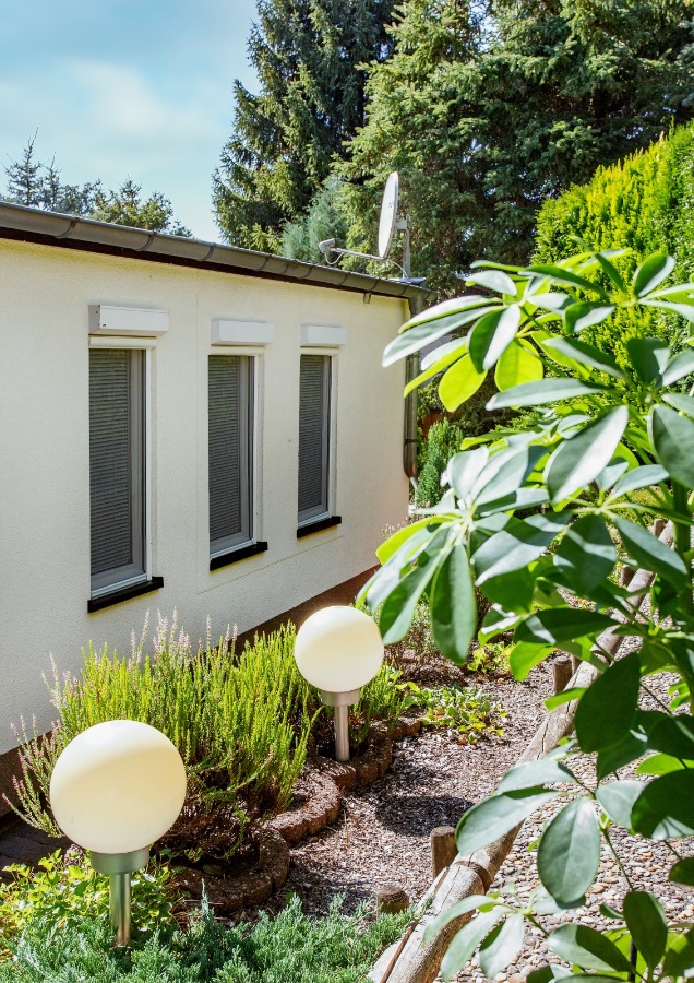 Seitenansicht Bungalow Freizeitgrundst�ck Chemnitz